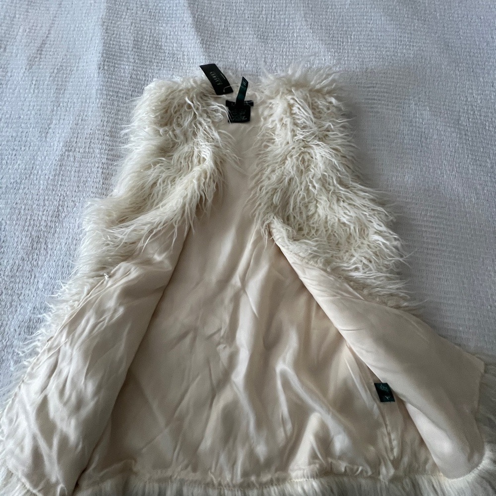 Ralph Lauren Cream Faux Fur Vest Size L NWT - Picture 3 of 5